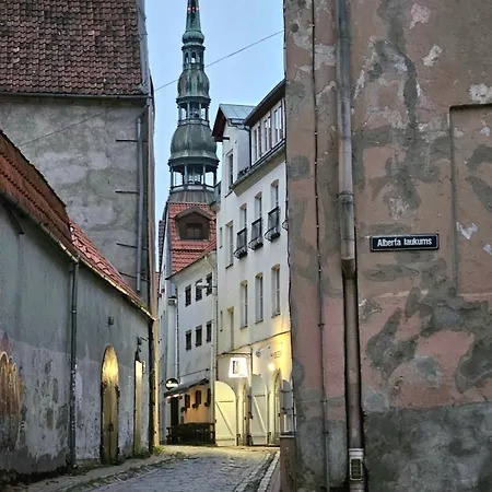 Silversmith's In Old Apartman Riga